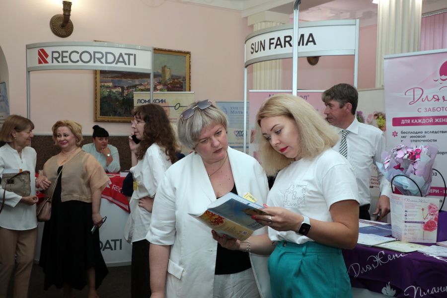 В Волгограде начал свою работу научно-образовательный форум «Мать и Дитя»