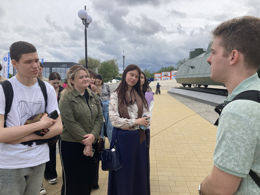 Студенческий клуб «Экскурсоводы ВолгГМУ» открывает новые страницы истории Сталинградской битвы