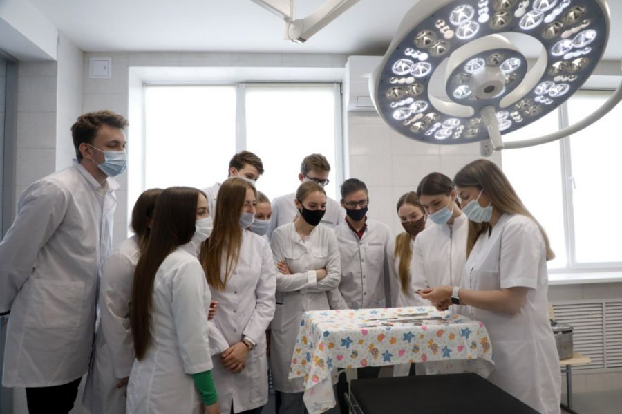 Студенты закрепят практические навыки на базе почти ста медицинских и фармацевтических организаций