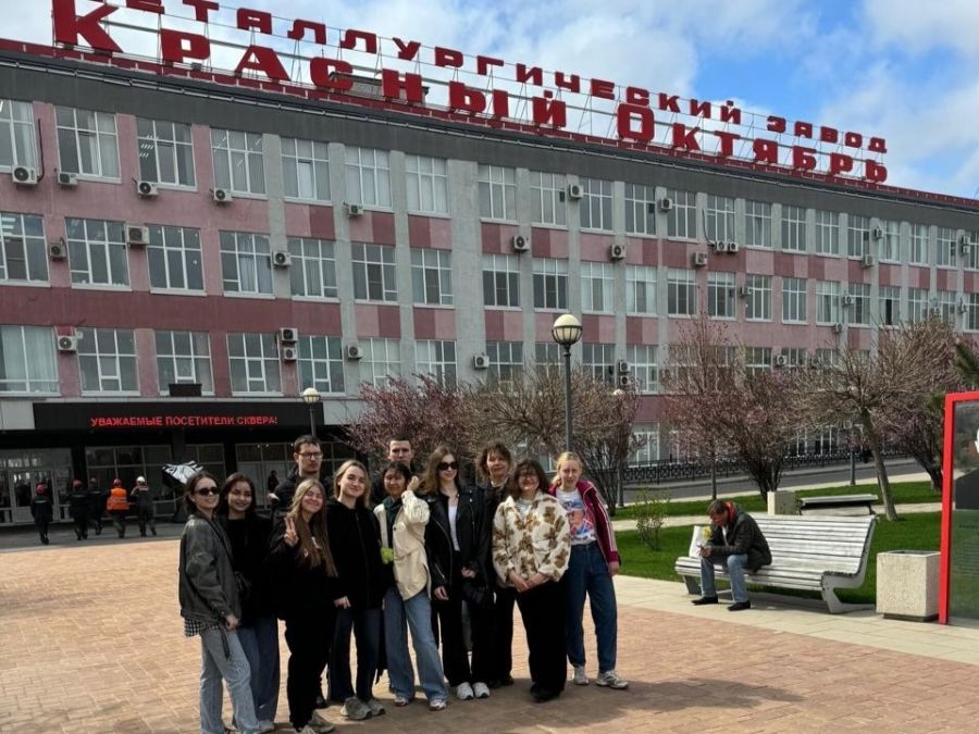 Практическое занятие по «Гигиене труда» у студентов ВолгГМУ прошло на заводе «Красный октябрь»