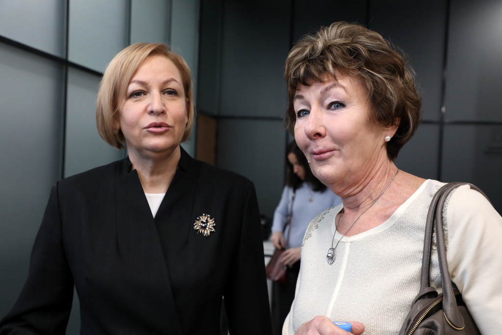 бывший главный врач клиники Елена Зюбина