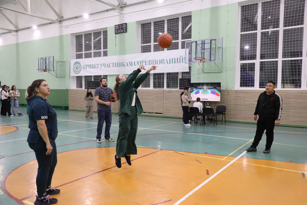 В ВолгГМУ состоялся спортивный фестиваль «Здоровье» для сотрудников