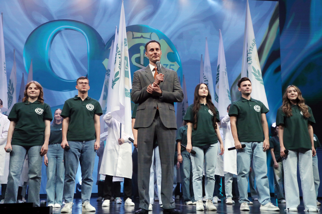 Ректор ВолгГМУ Владимир Шкарин