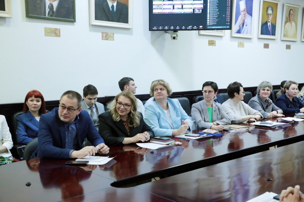 В ВолгГМУ состоялось завершающее в этом году заседание Ученого совета