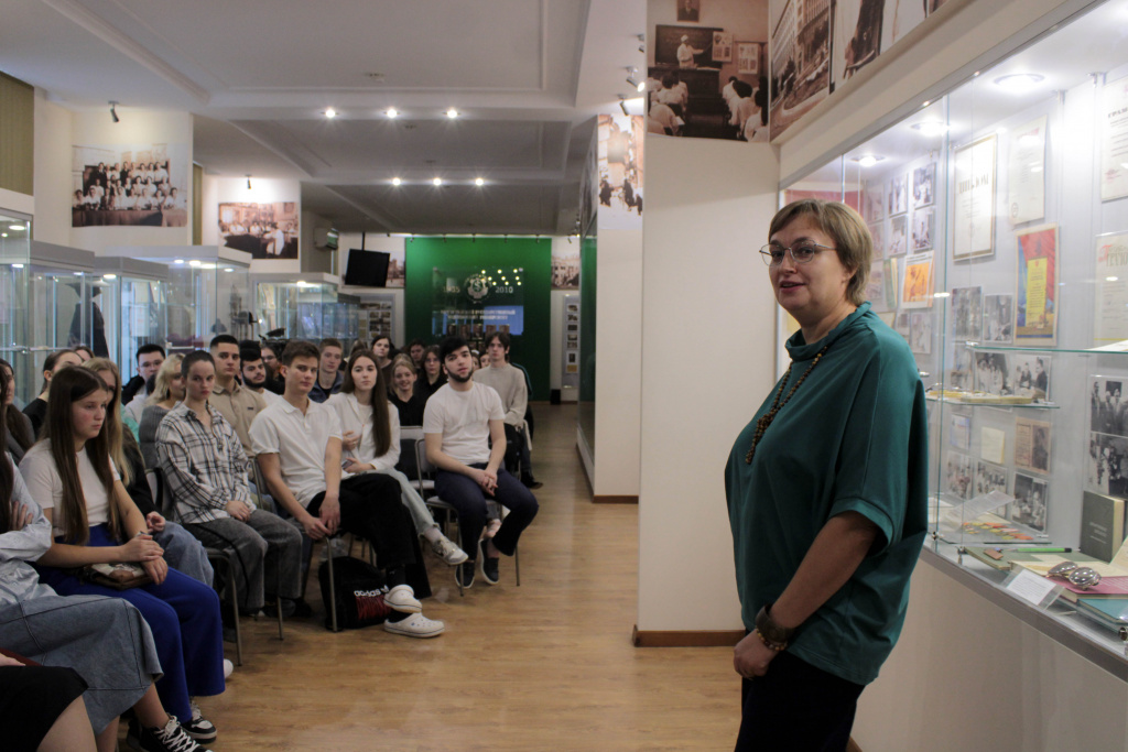 В музее истории ВолгГМУ состоялась XI Межрегиональная научно-практическая конференция IMG_8324.jpg